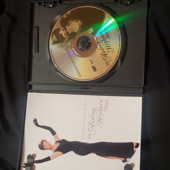 Multiple DVD's - Picture 5 of 11